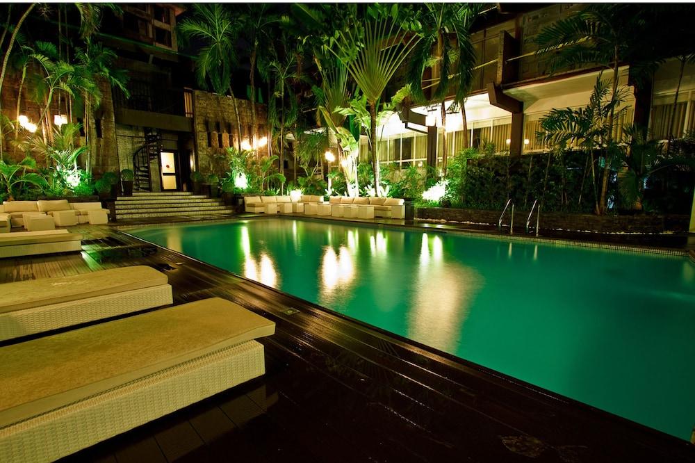 The Sulo Riviera Hotel Quezon City Extérieur photo