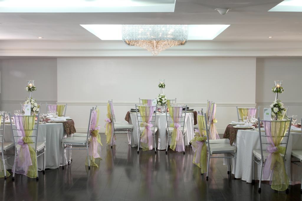 The Sulo Riviera Hotel Quezon City Extérieur photo