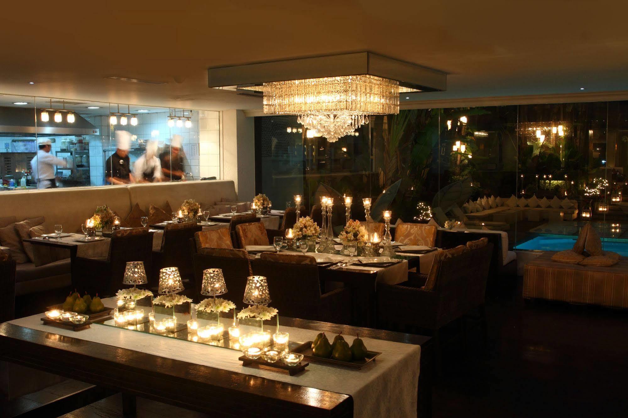 The Sulo Riviera Hotel Quezon City Extérieur photo