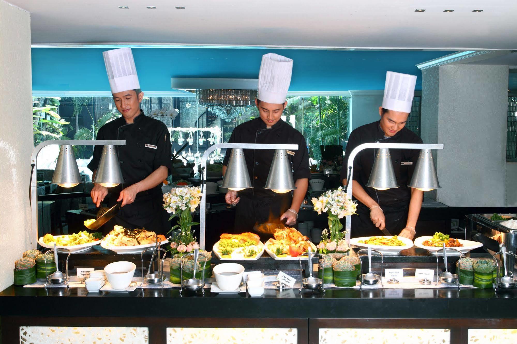 The Sulo Riviera Hotel Quezon City Extérieur photo